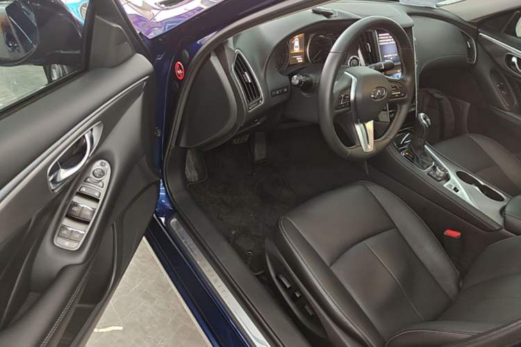 Used Infiniti Q50L 2021 2.0T Enjoyment Edition Driver Seat