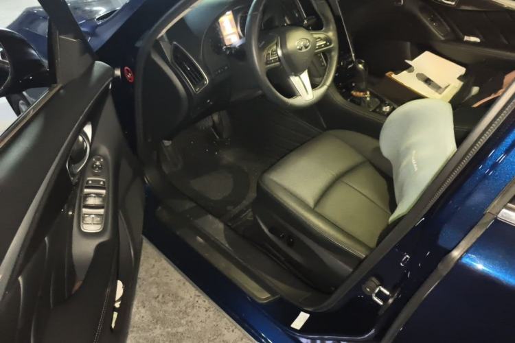 Used Infiniti Q50L 2021 2.0T Comfort Edition Driver Seat