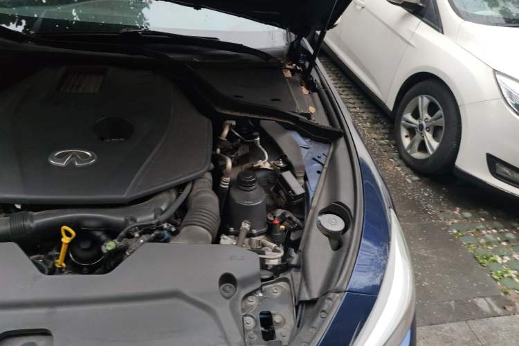 Used Infiniti Q50L 2021 2.0T Enjoyment Sport Edition Engine Bay Left