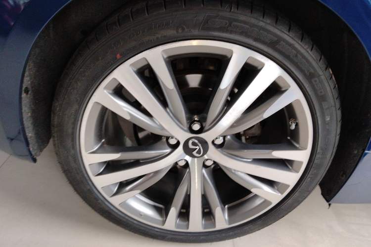 Used Infiniti Q50L 2021 2.0T Enjoyment Sport Edition Exterior 5