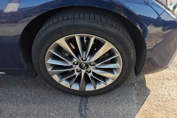 Used Infiniti Q50L 2021 2.0T Enjoyment Edition Exterior 7