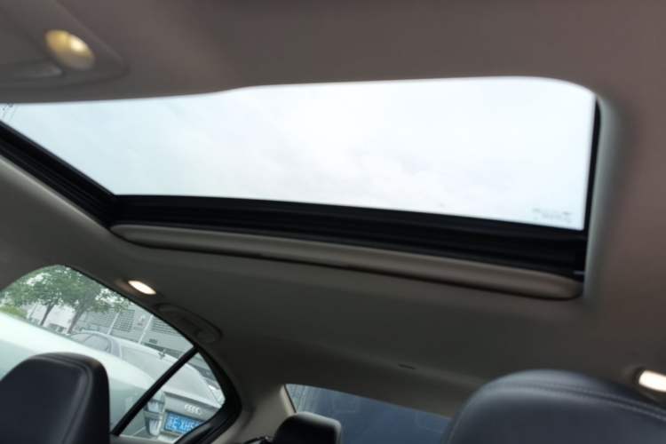 Used Infiniti Q50L 2021 2.0T Enjoyment Edition Headliner