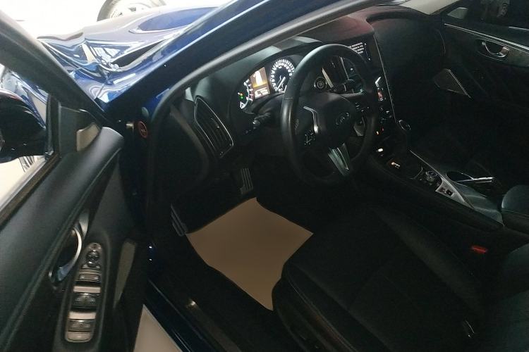Used Infiniti Q50L 2021 2.0T Enjoyment Sport Edition Interior 3