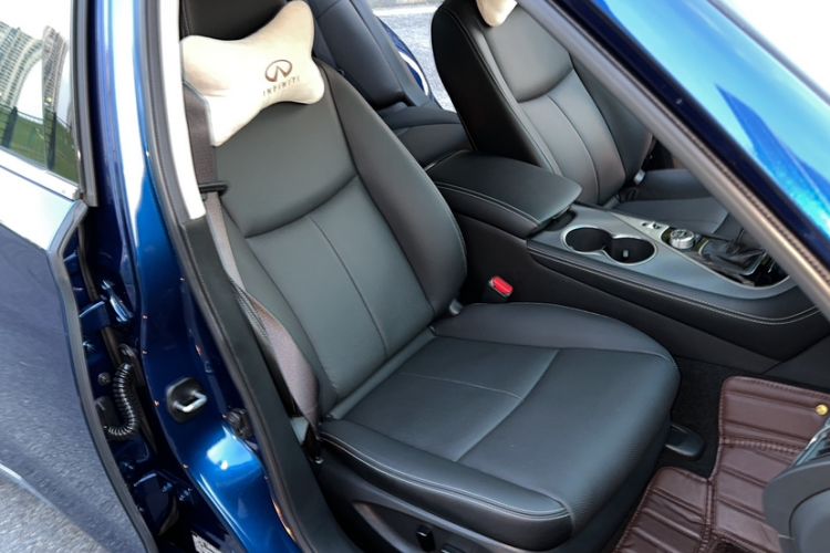 Used Infiniti Q50L 2021 2.0T Enjoyment Sport Edition Interior 6