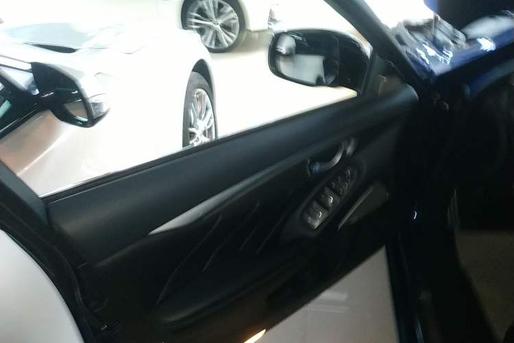 Used Infiniti Q50L 2021 2.0T Enjoyment Sport Edition Interior 7