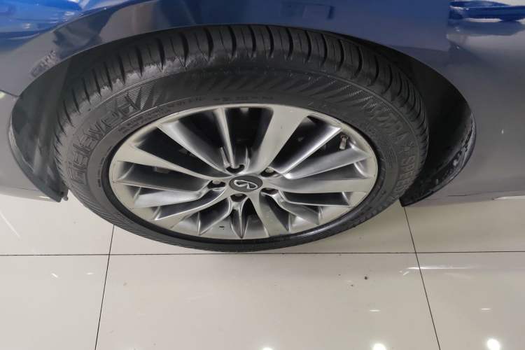 Used Infiniti Q50L 2021 2.0T Enjoyment Edition Left Front Wheel Hub