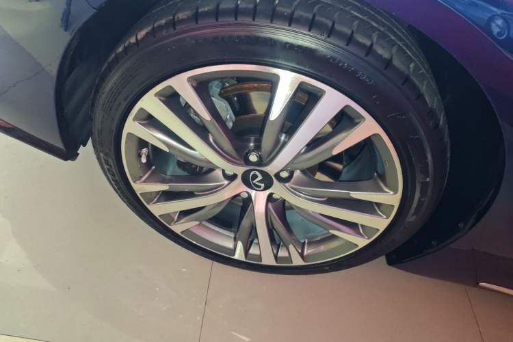 Used Infiniti Q50L 2021 2.0T Enjoyment Sport Edition Left Front Wheel Hub