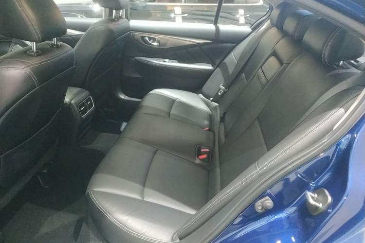 Used Infiniti Q50L 2021 2.0T Enjoyment Edition Left Rear Seat