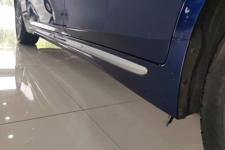 Used Infiniti Q50L 2021 2.0T Enjoyment Edition Left Side Sill