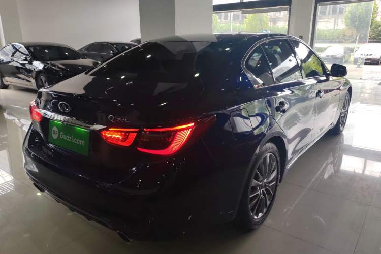 Used Infiniti Q50L 2021 2.0T Enjoyment Edition Rear Right 45 Deg
