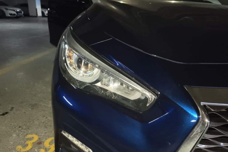 Used Infiniti Q50L 2021 2.0T Comfort Edition Right Front Headlight