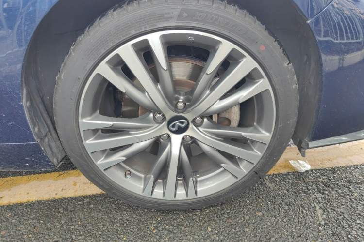 Used Infiniti Q50L 2021 2.0T Enjoyment Sport Edition Right Front Wheel Hub