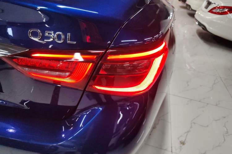 Used Infiniti Q50L 2021 2.0T Enjoyment Edition Right Rear Taillight