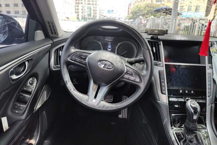 Used Infiniti Q50L 2021 2.0T Enjoyment Sport Edition Steering Wheel