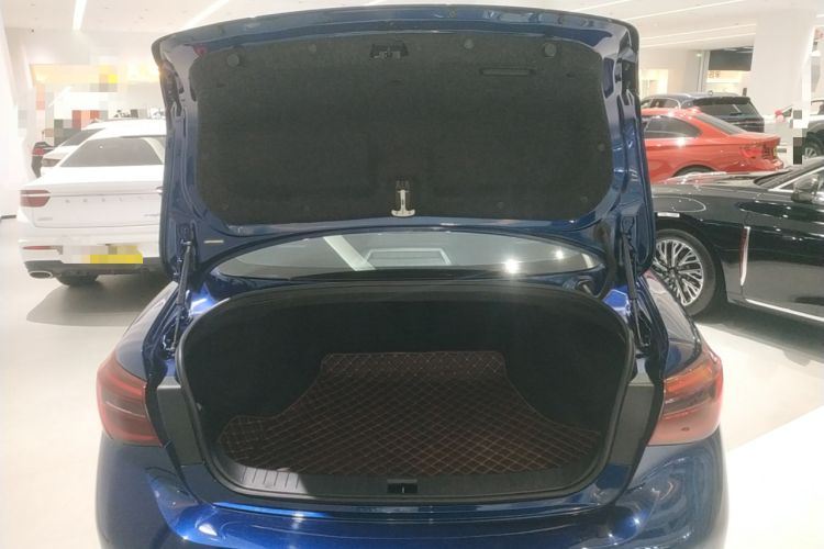 Used Infiniti Q50L 2021 2.0T Enjoyment Edition Trunk
