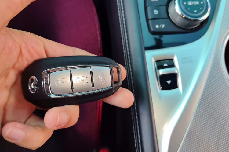 Used Infiniti Q50L 2021 2.0T Enjoyment Edition Vehicle Key