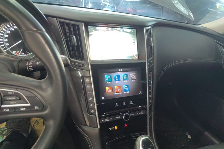 Used Infiniti Q50L 2021 2.0T Comfort Edition Audio And AC Panel