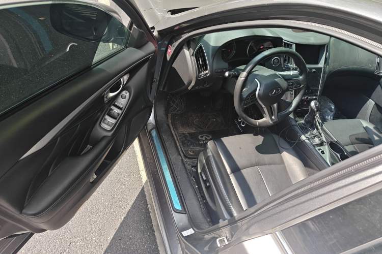 Used Infiniti Q50L 2021 2.0T Comfort Edition Driver Seat
