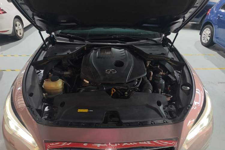 Used Infiniti Q50L 2021 2.0T Enjoyment Edition Engine Bay
