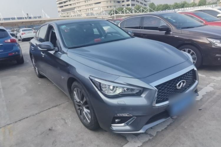 Used Infiniti Q50L 2021 2.0T Enjoyment Edition Front Right 45 Deg