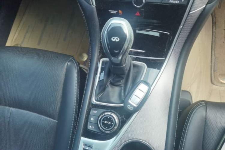 Used Infiniti Q50L 2021 2.0T Enjoyment Edition Gear Lever