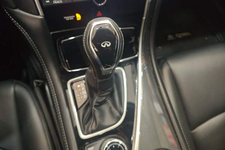 Used Infiniti Q50L 2021 2.0T Comfort Edition Gear Lever