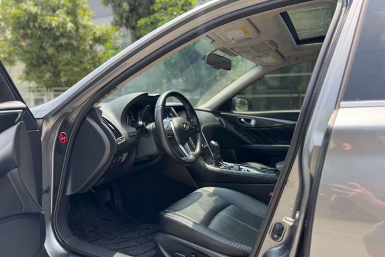 Used Infiniti Q50L 2021 2.0T Comfort Edition Interior 3