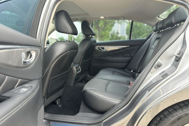 Used Infiniti Q50L 2021 2.0T Enjoyment Edition Interior 4