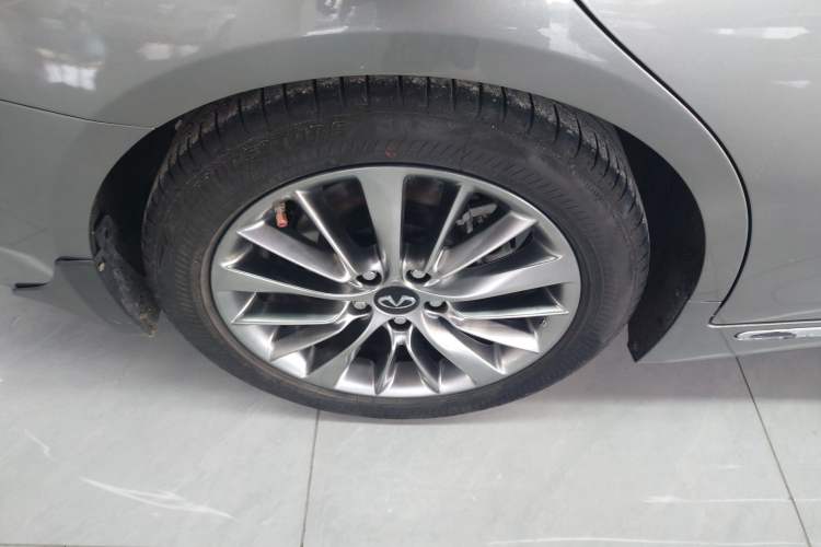 Used Infiniti Q50L 2021 2.0T Enjoyment Edition Right Rear Wheel Hub