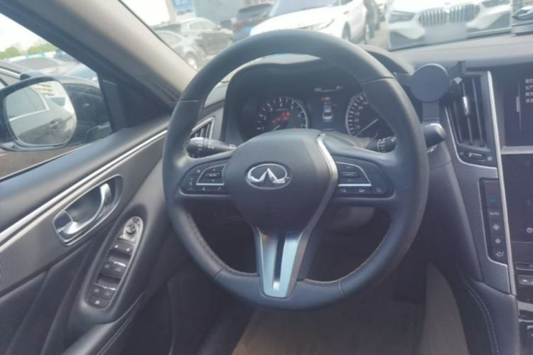 Used Infiniti Q50L 2021 2.0T Enjoyment Edition Steering Wheel