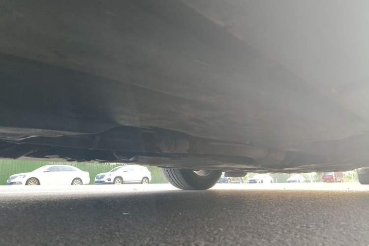 Used Infiniti Q50L 2021 2.0T Comfort Edition Chassis Front Right