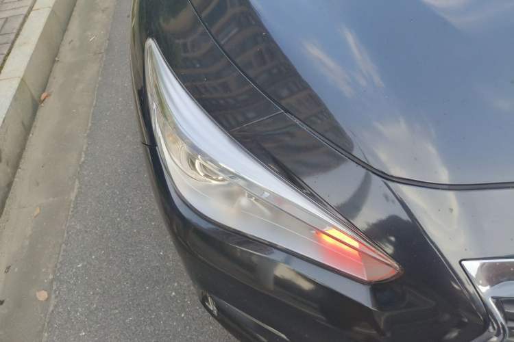 Used Infiniti Q50L 2021 2.0T Comfort Edition Right Front Headlight