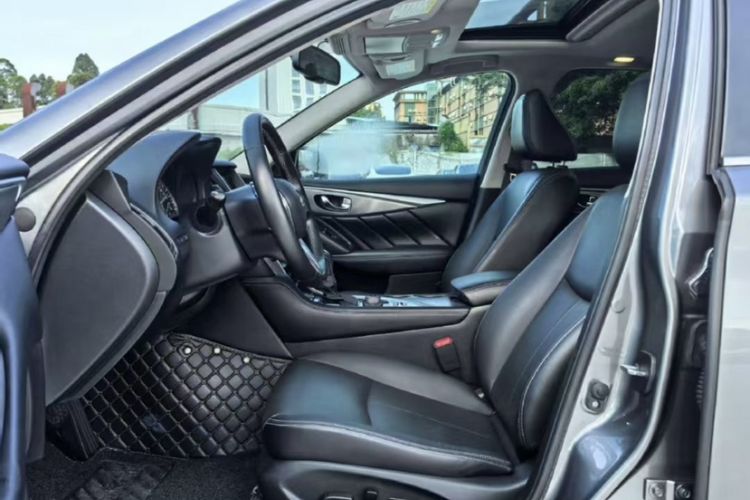 Used Infiniti Q50L 2021 2.0T Enjoyment Edition Interior 2