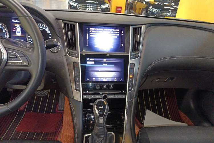 Used Infiniti Q50L 2021 2.0T Enjoyment Edition Audio And AC Panel