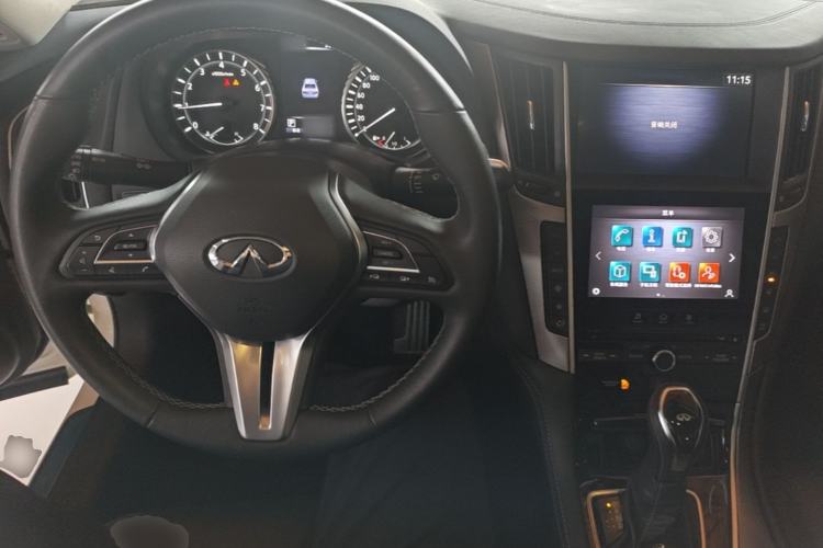 Used Infiniti Q50L 2021 2.0T Enjoyment Sport Edition Center Console