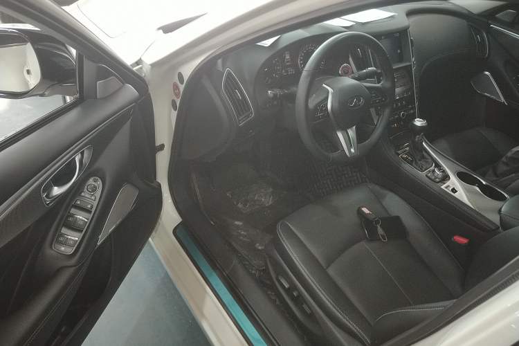 Used Infiniti Q50L 2021 2.0T Enjoyment Edition Driver Seat