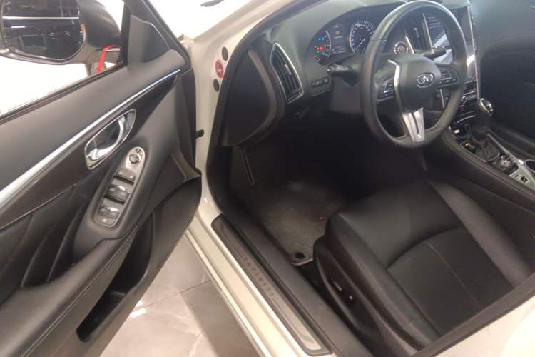 Used Infiniti Q50L 2021 2.0T Comfort Edition Driver Seat