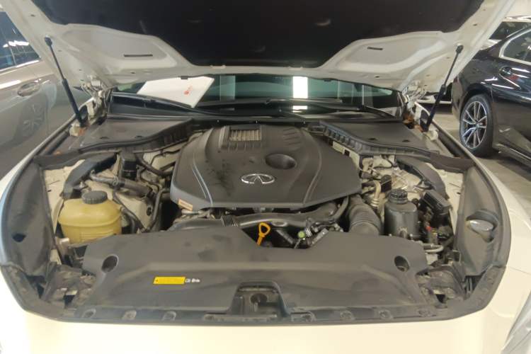 Used Infiniti Q50L 2021 2.0T Comfort Edition Engine Bay