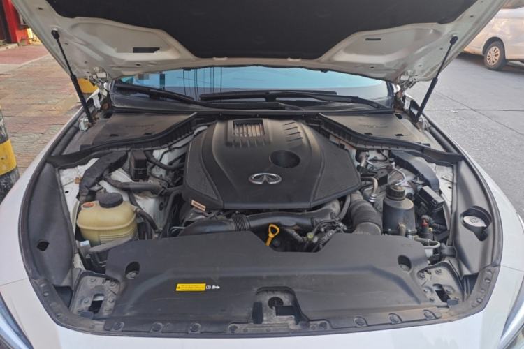 Used Infiniti Q50L 2021 2.0T Enjoyment Edition Engine Bay
