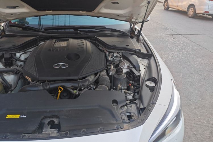Used Infiniti Q50L 2021 2.0T Enjoyment Edition Engine Bay Left