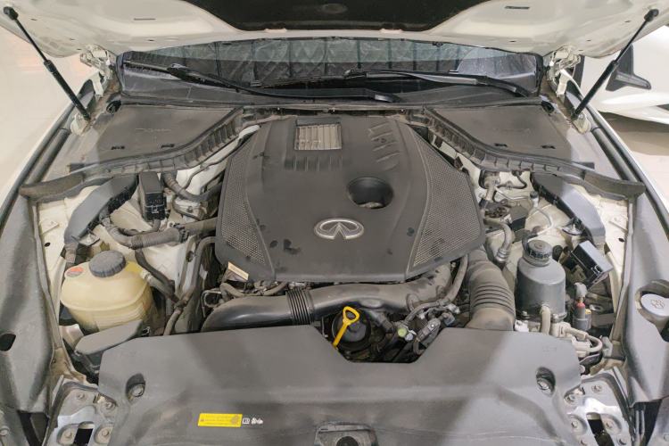 Used Infiniti Q50L 2021 2.0T Comfort Edition Engine Bay
