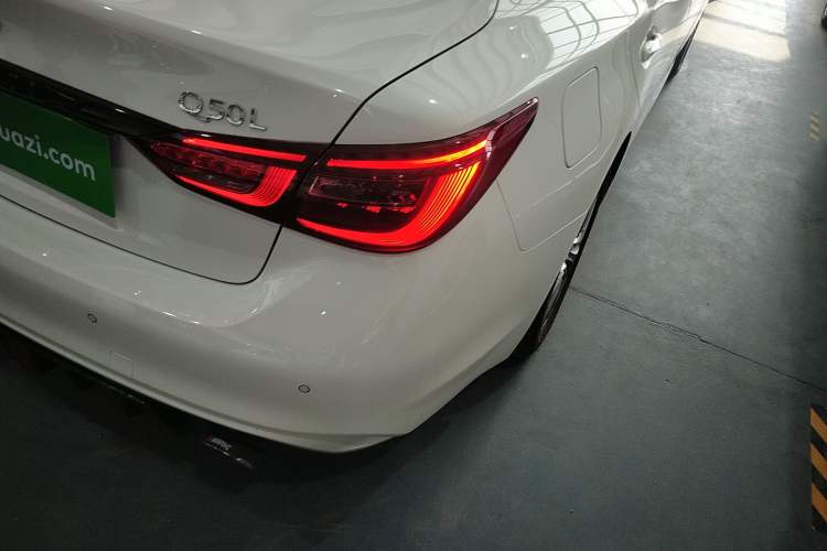 Used Infiniti Q50L 2021 2.0T Enjoyment Edition Exterior 2