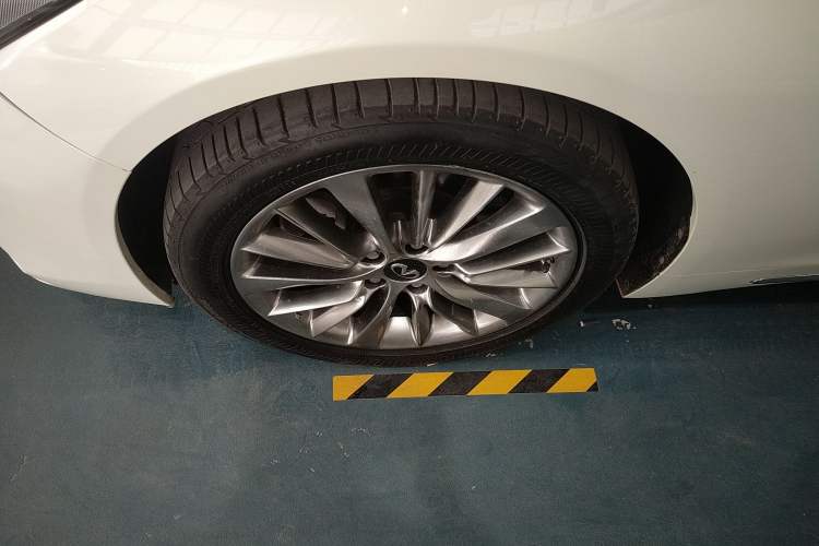 Used Infiniti Q50L 2021 2.0T Enjoyment Edition Exterior 3