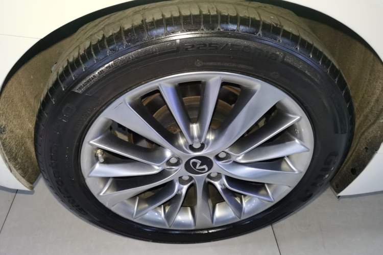 Used Infiniti Q50L 2021 2.0T Enjoyment Edition Exterior 8