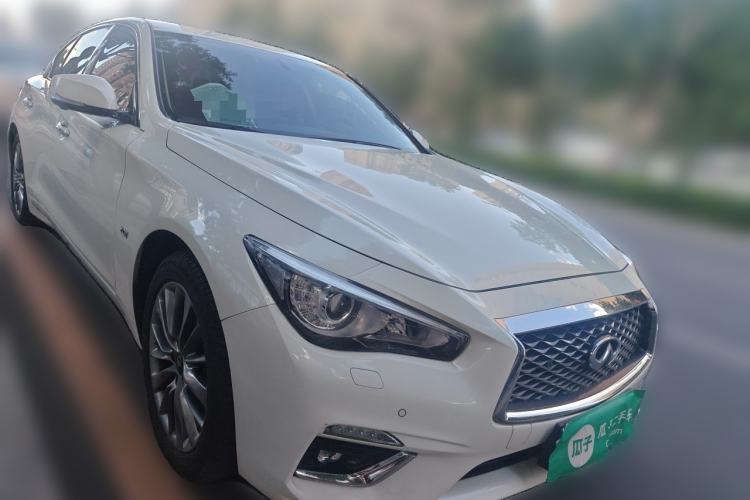 Used Infiniti Q50L 2021 2.0T Enjoyment Edition Front Right 45 Deg