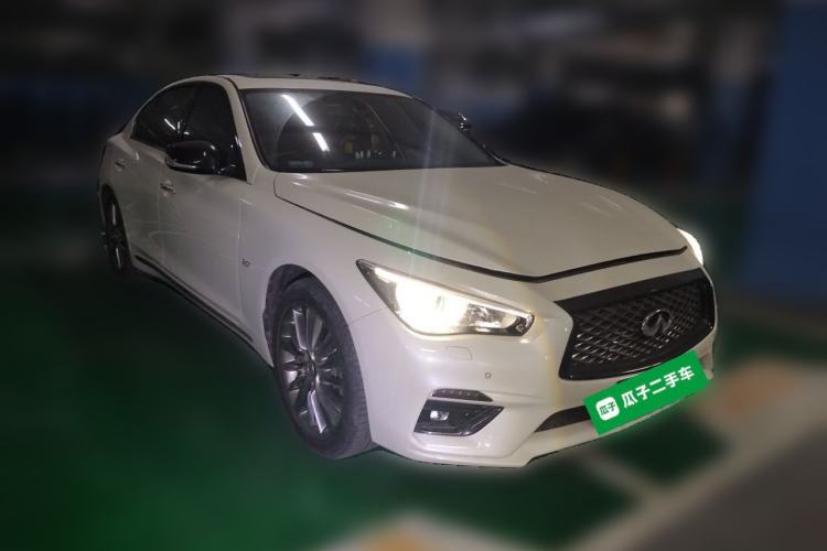 Used Infiniti Q50L 2021 2.0T Enjoyment Edition Front Right 45 Deg