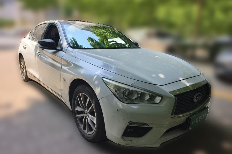 Used Infiniti Q50L 2021 2.0T Comfort Edition Front Right 45 Deg