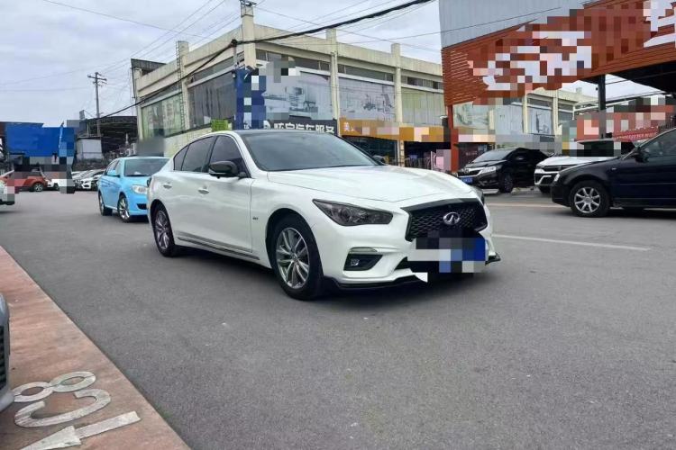 Used Infiniti Q50L 2021 2.0T Comfort Edition Front Right 45 Deg