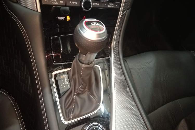 Used Infiniti Q50L 2021 2.0T Enjoyment Edition Gear Lever
