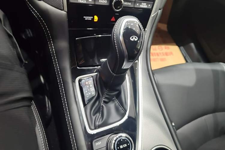 Used Infiniti Q50L 2021 2.0T Enjoyment Edition Gear Lever